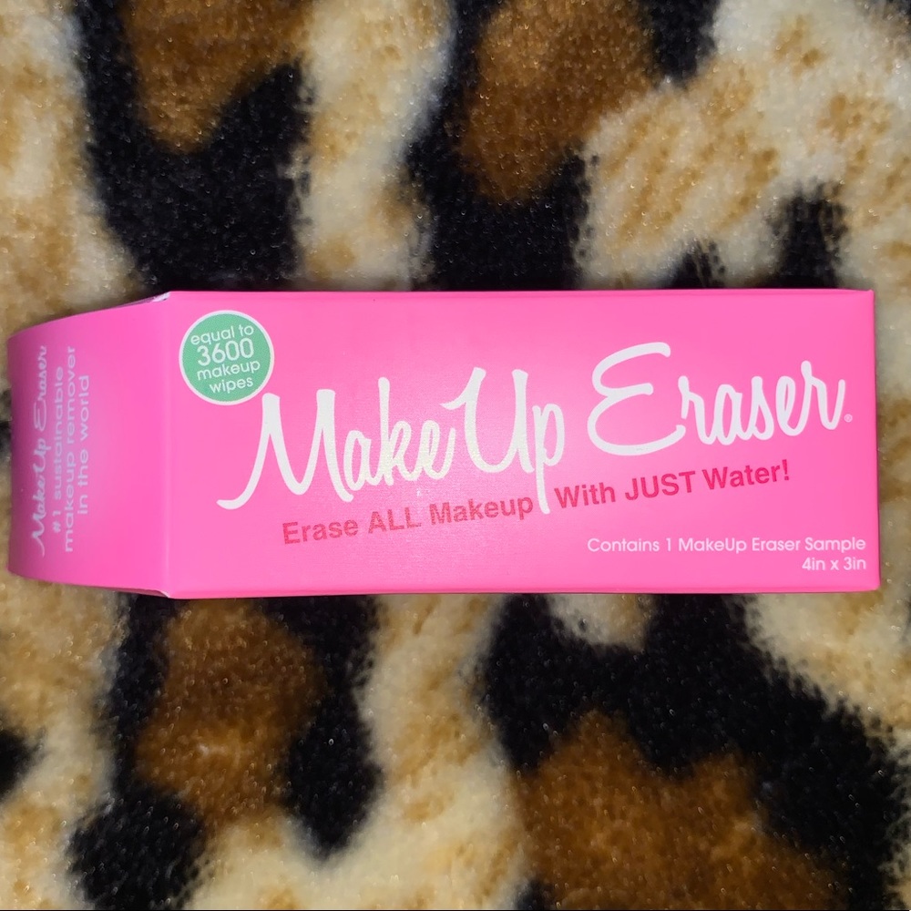 🆕 Make Up Eraser Pink sample sized